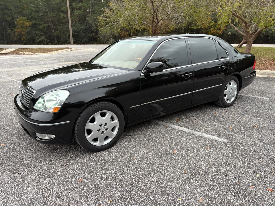 2003 Lexus LS 3rd Gen - Image 11 of 31