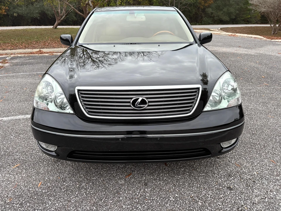 2003 Lexus LS 3rd Gen - Image 6 of 31