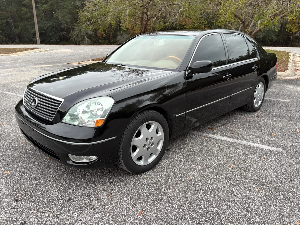 2003 Lexus LS 3rd Gen - Image 10 of 31
