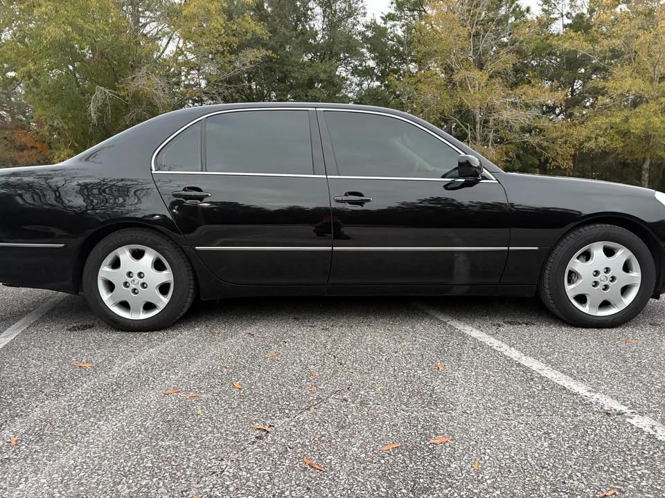 2003 Lexus LS 3rd Gen - Image 24 of 31