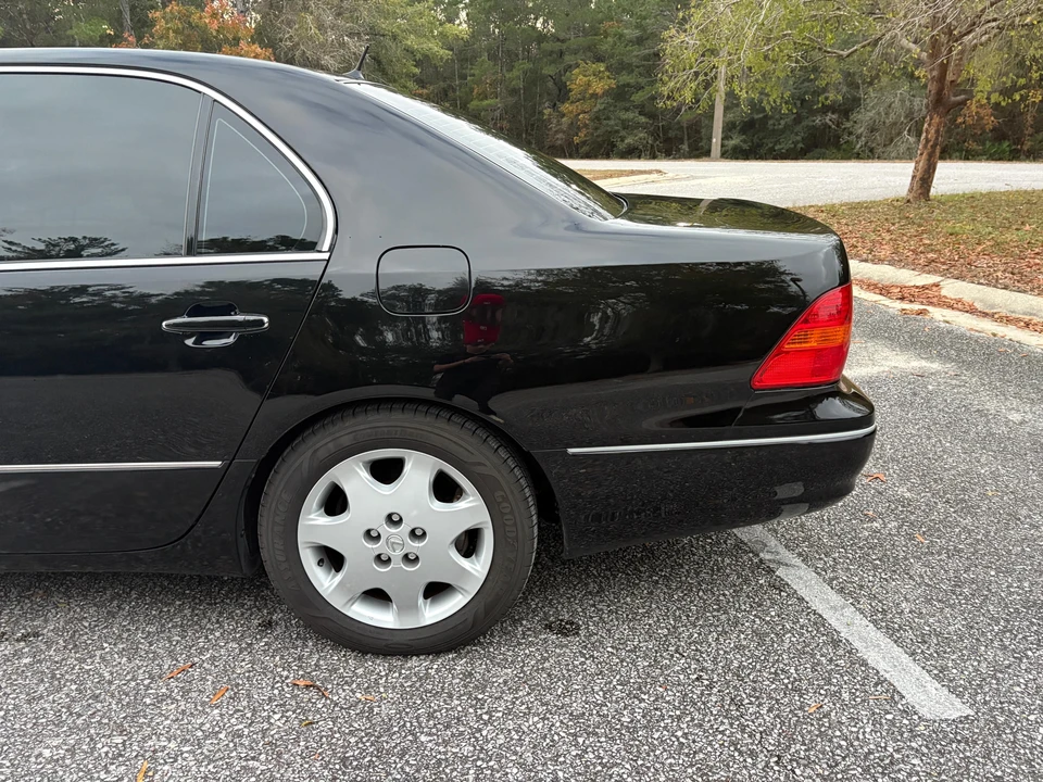 2003 Lexus LS 3rd Gen - Image 31 of 31