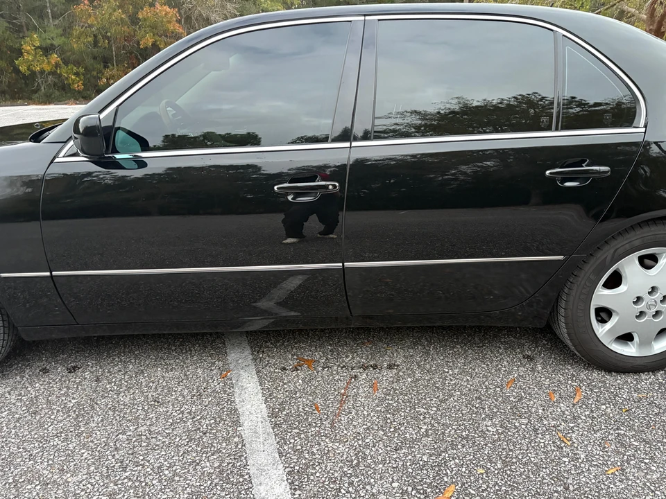 2003 Lexus LS 3rd Gen - Image 28 of 31