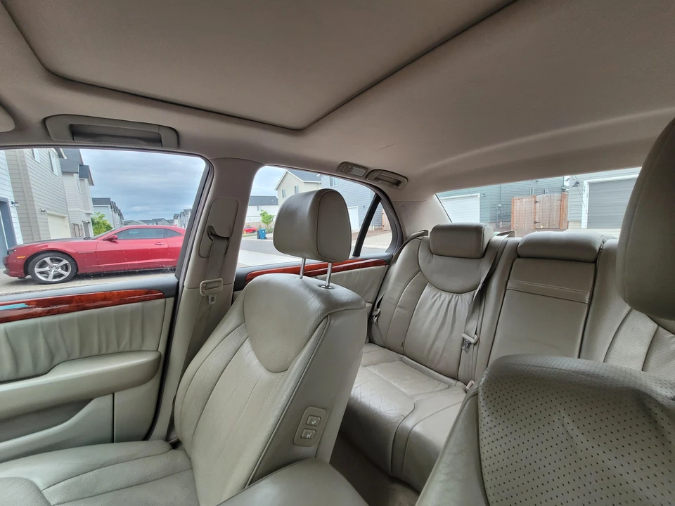 2003 Lexus LS 3rd Gen - Image 28 of 31