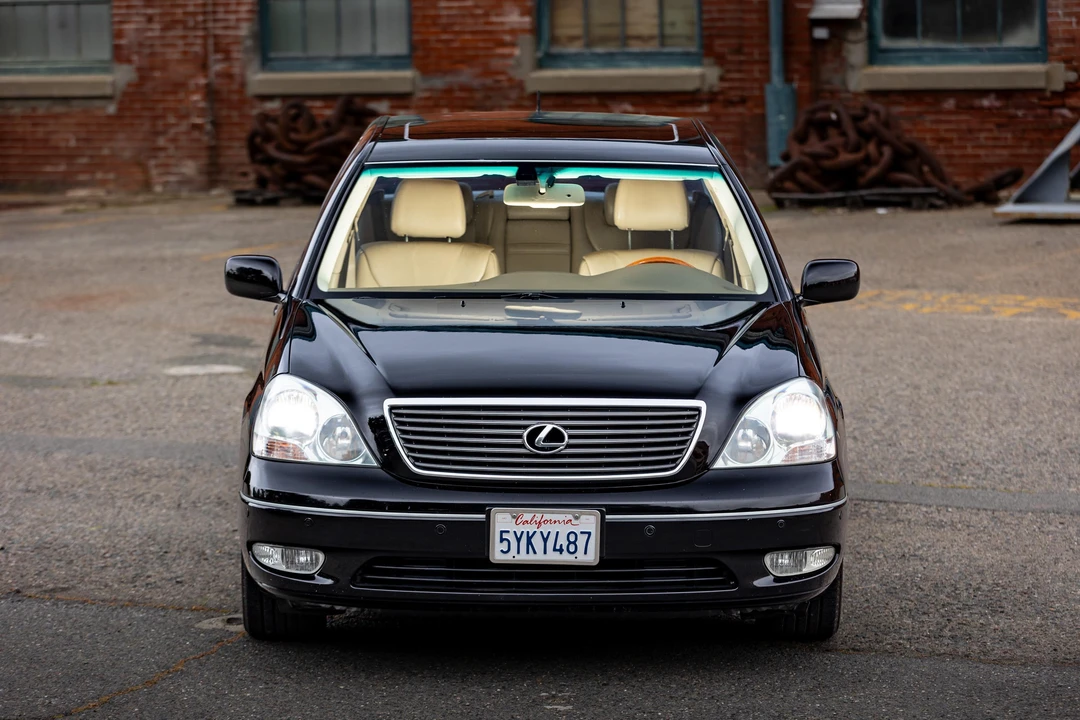 2003 Lexus LS 3rd Gen - Image 6 of 31