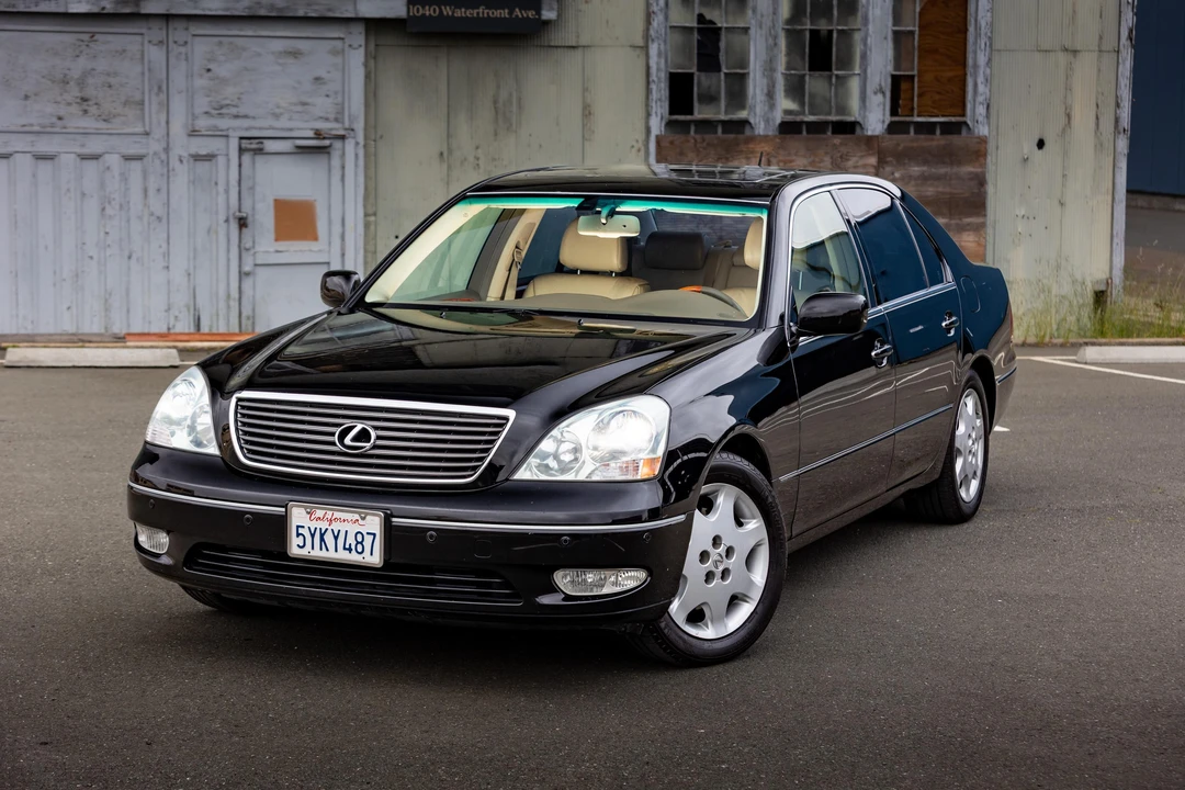 2003 Lexus LS 3rd Gen - Image 14 of 31