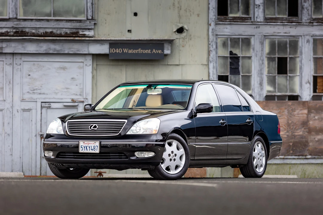 2003 Lexus LS 3rd Gen - Image 17 of 31