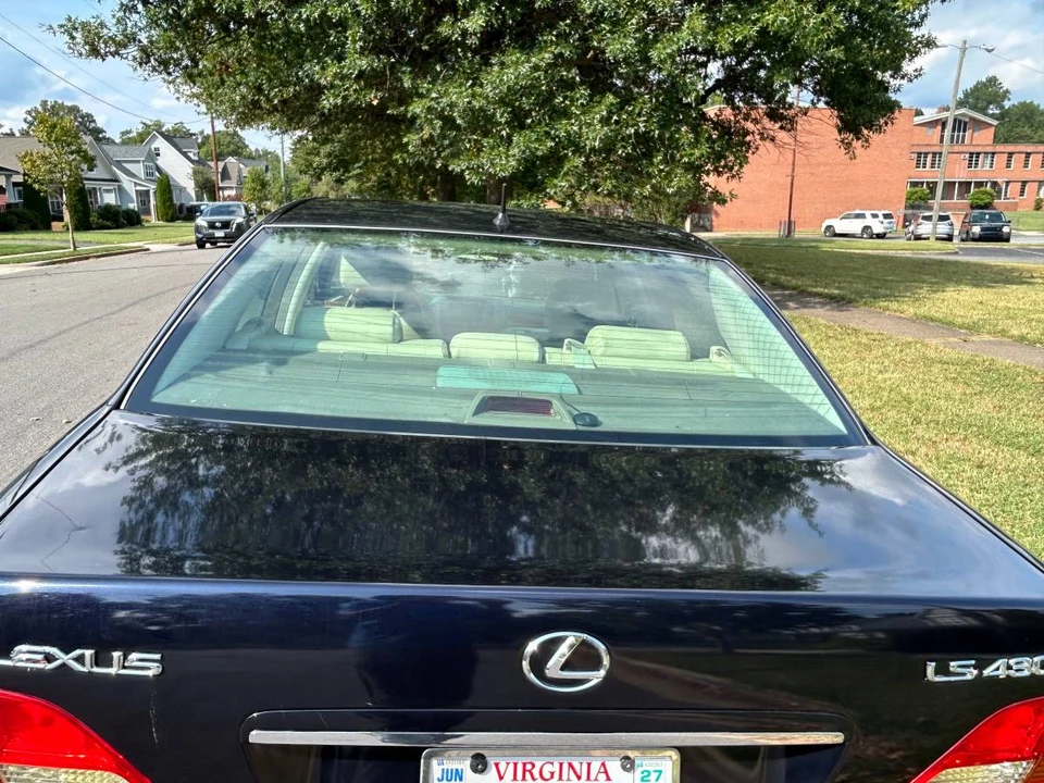 2003 Lexus LS 3rd Gen - Image 10 of 10