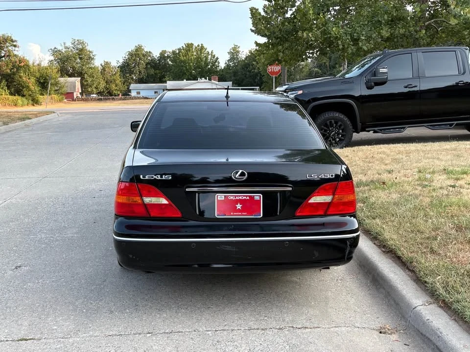 2003 Lexus LS 3rd Gen - Image 14 of 14