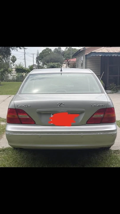 2003 Lexus LS 3rd Gen - Image 4 of 8