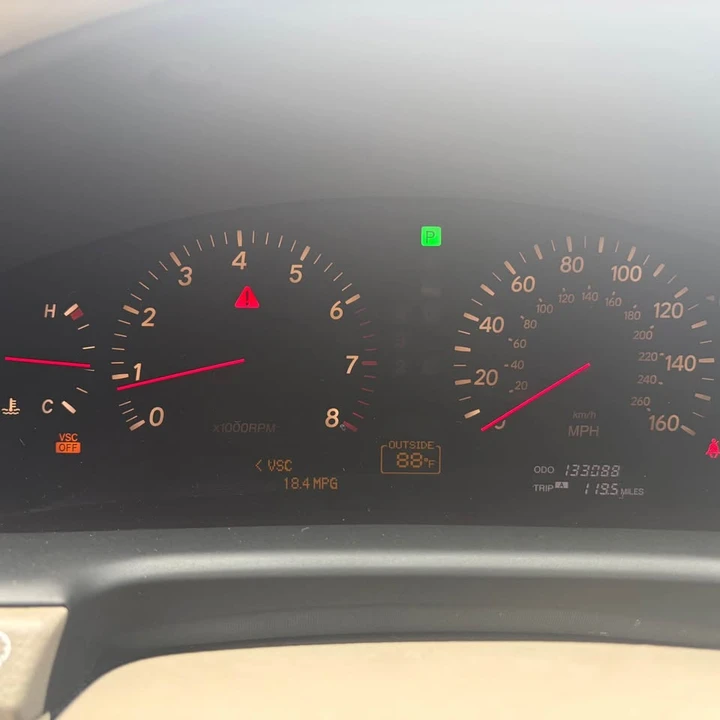 2003 Lexus LS 3rd Gen - Image 8 of 8