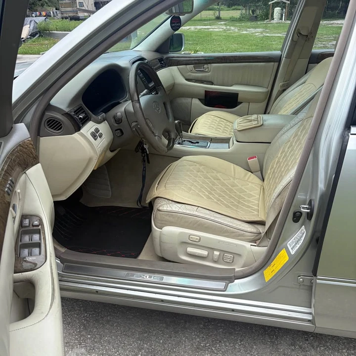 2003 Lexus LS 3rd Gen - Image 6 of 8