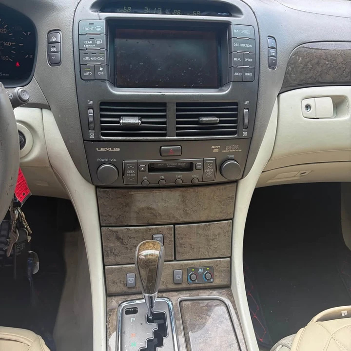 2003 Lexus LS 3rd Gen - Image 7 of 8