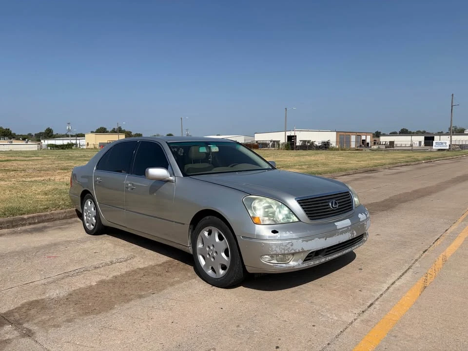 2003 Lexus LS 3rd Gen - Image 3 of 11