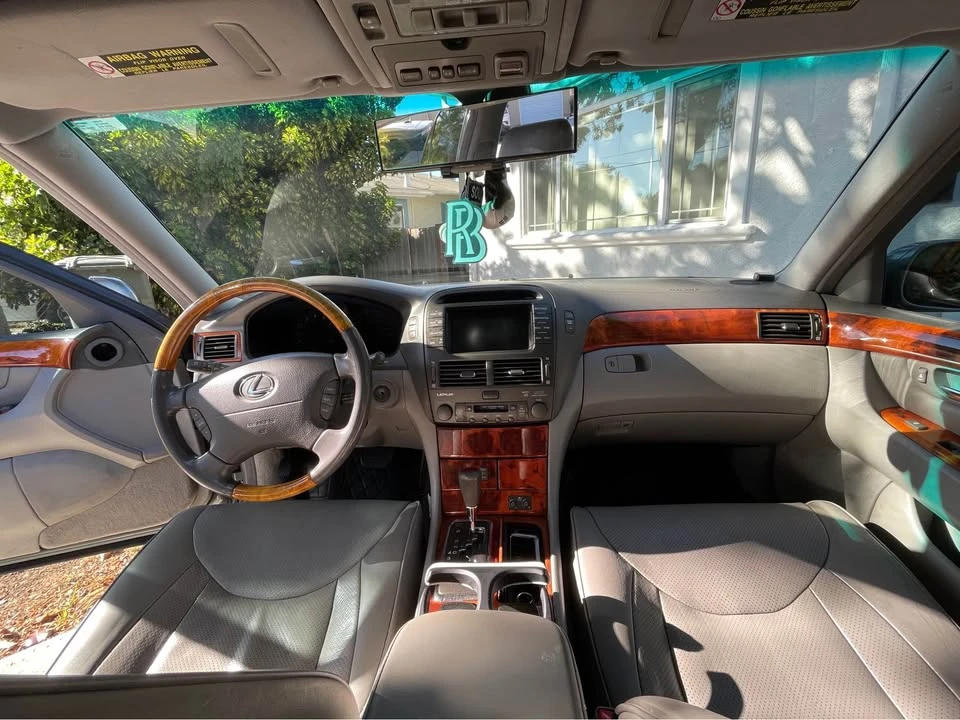 2003 Lexus LS 3rd Gen - Image 6 of 10