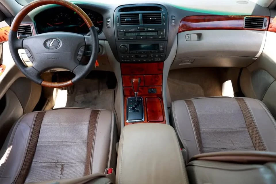 2003 Lexus LS 3rd Gen - Image 3 of 5