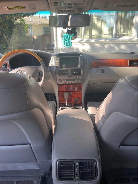 2003 Lexus LS 3rd Gen - Image 10 of 10
