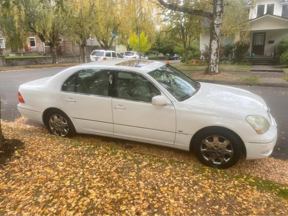 2003 Lexus LS 3rd Gen - Image 3 of 11