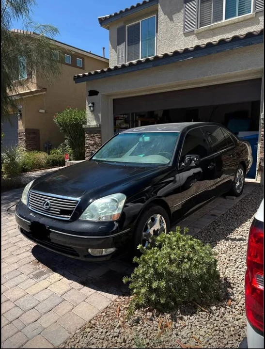 2003 Lexus LS 3rd Gen - Image 3 of 11