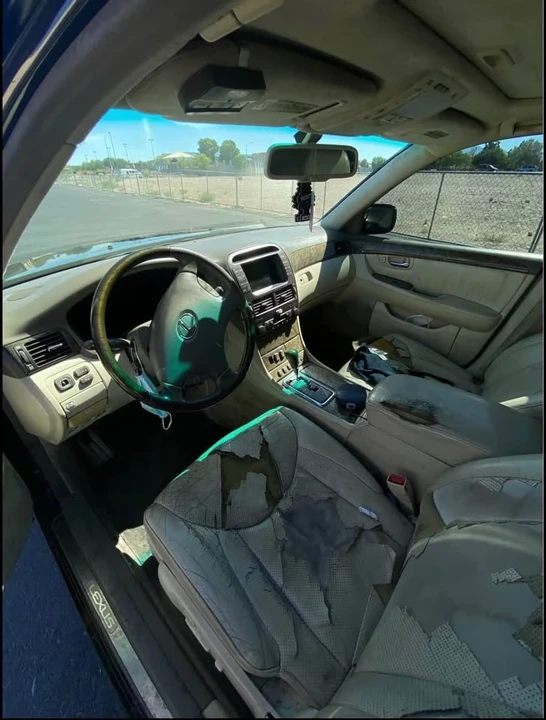 2003 Lexus LS 3rd Gen - Image 8 of 11