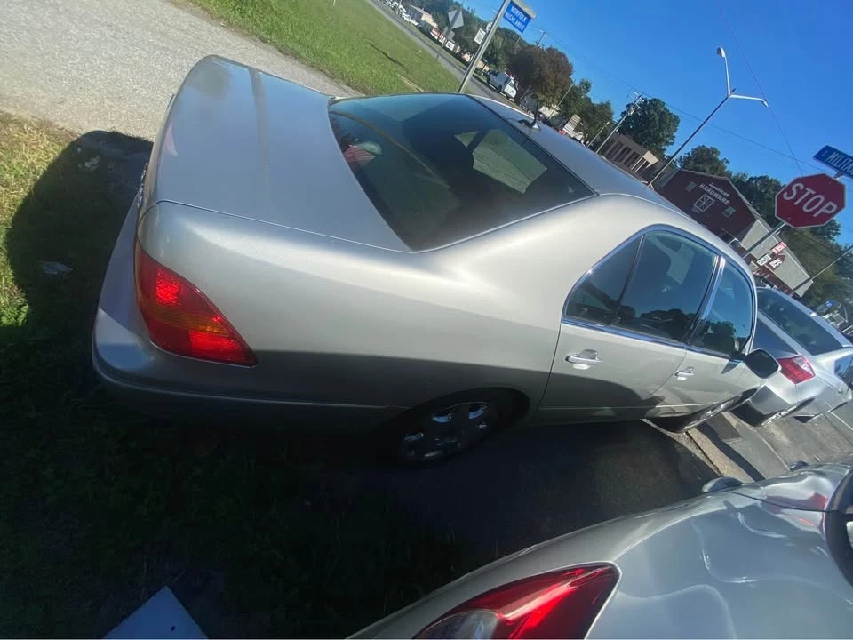 2003 Lexus LS 3rd Gen - Image 3 of 6