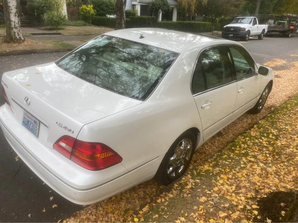 2003 Lexus LS 3rd Gen - Image 4 of 11