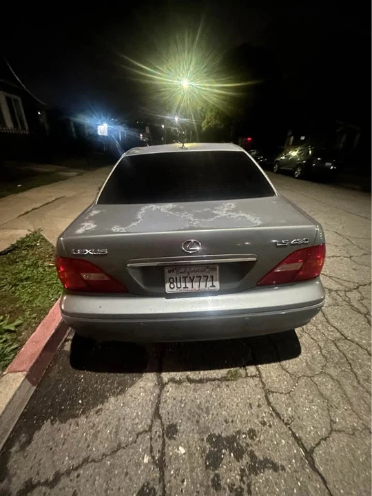 2003 Lexus LS 3rd Gen - Image 2 of 8