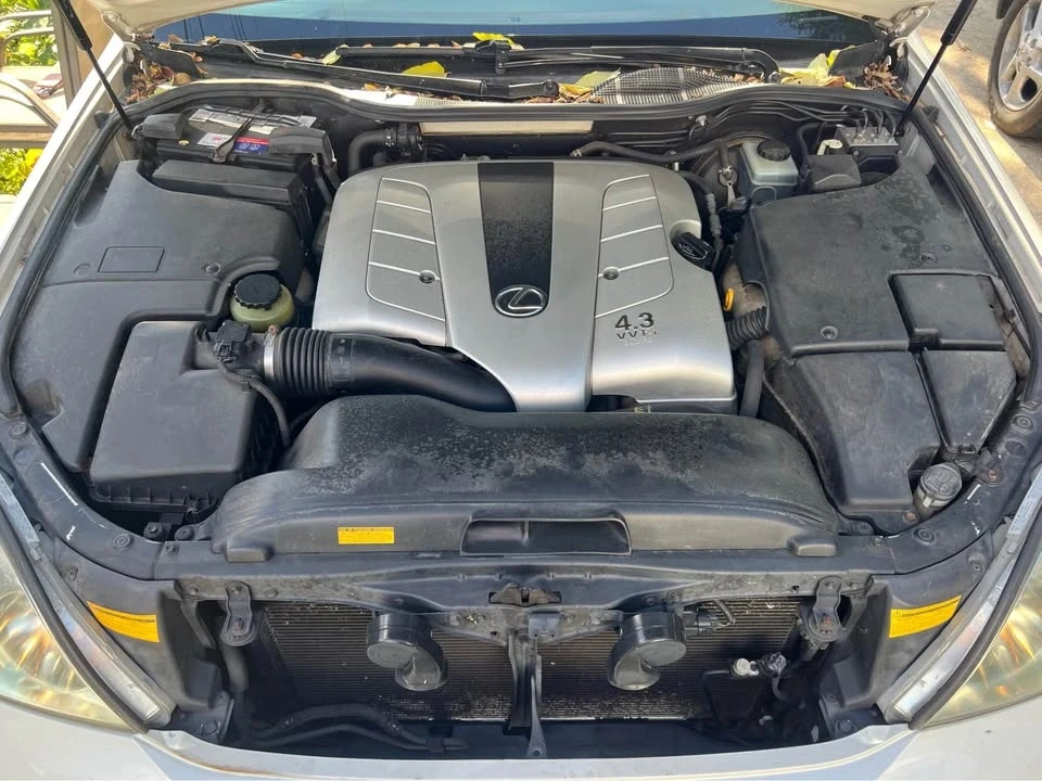 2003 Lexus LS 3rd Gen - Image 19 of 19