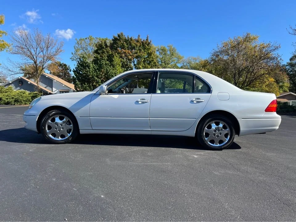 2003 Lexus LS 3rd Gen - Image 2 of 19