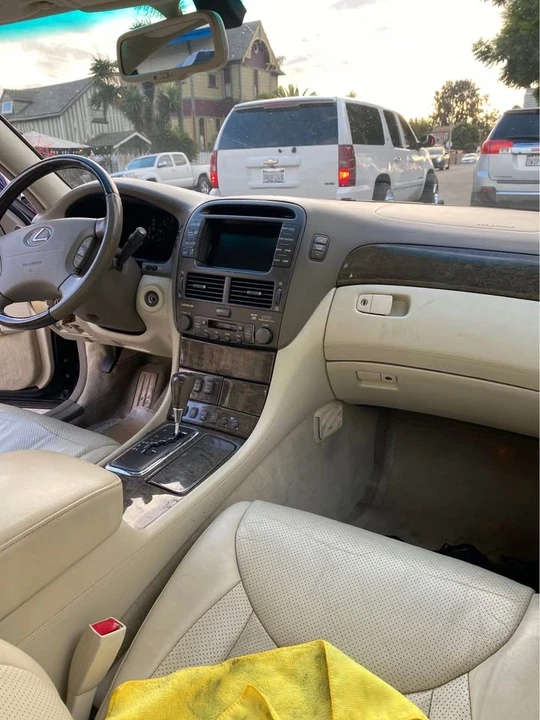 2003 Lexus LS 3rd Gen - Image 7 of 11
