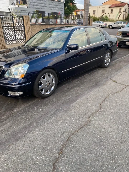 2003 Lexus LS 3rd Gen - Image 3 of 11