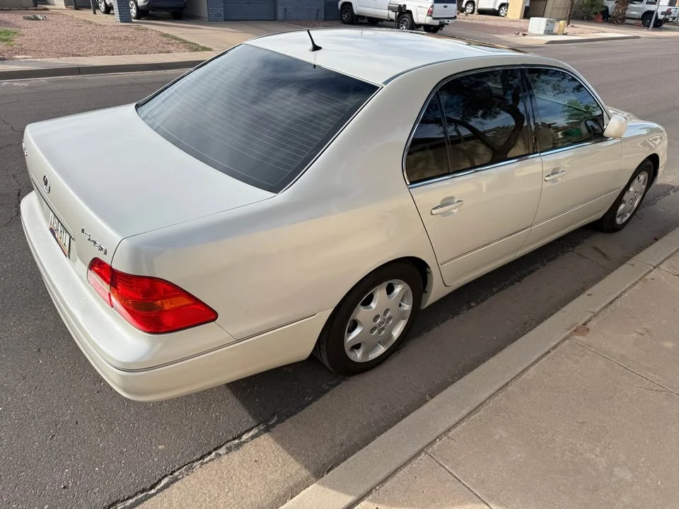 2003 Lexus LS 3rd Gen - Image 3 of 11