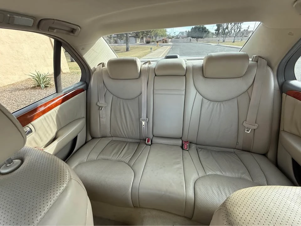 2003 Lexus LS 3rd Gen - Image 8 of 11