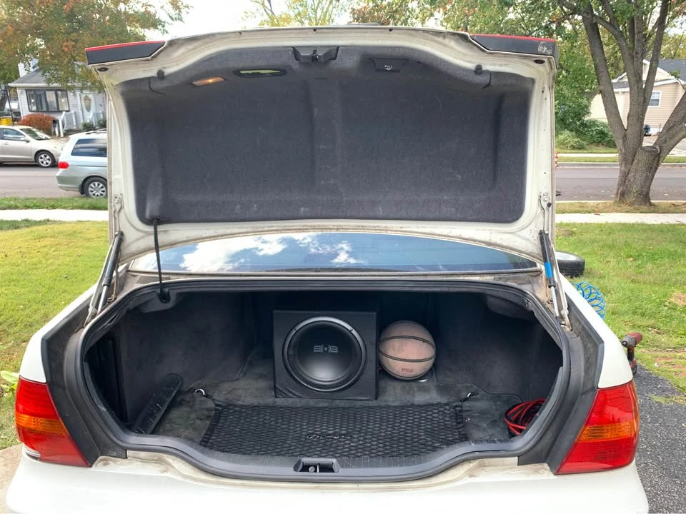2003 Lexus LS 3rd Gen - Image 17 of 17