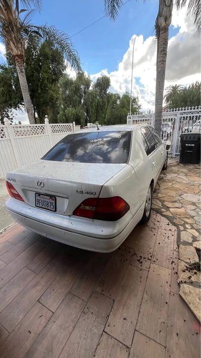 2003 Lexus LS 3rd Gen - Image 3 of 8
