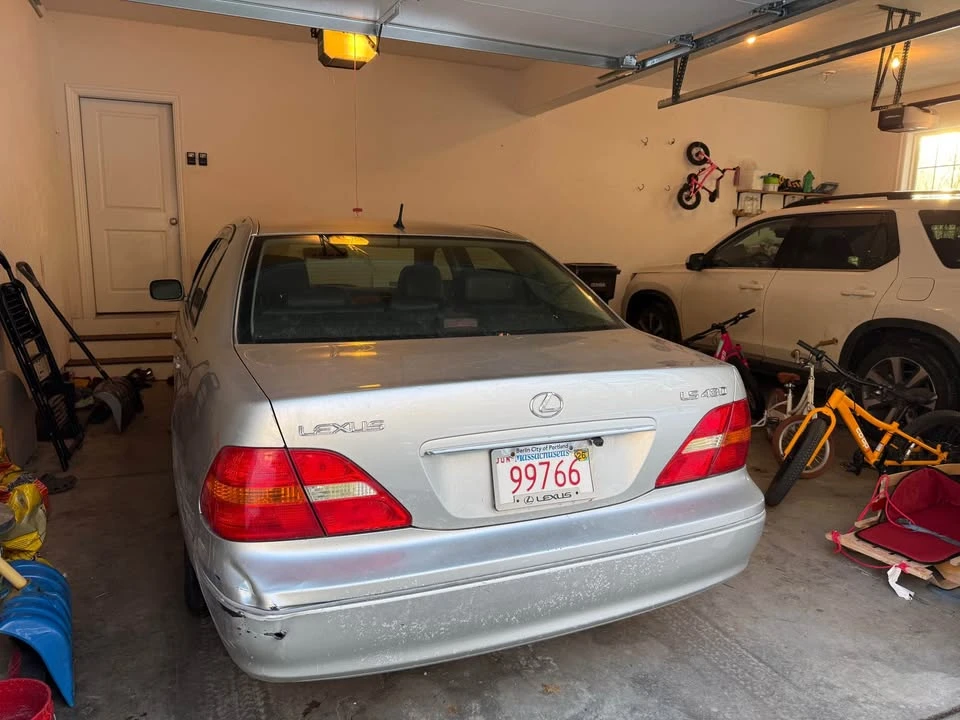 2003 Lexus LS 3rd Gen - Image 3 of 5
