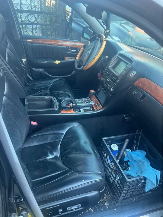 2003 Lexus LS 3rd Gen - Image 5 of 5