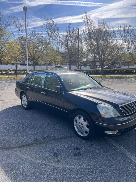 2003 Lexus LS 3rd Gen - Image 6 of 18
