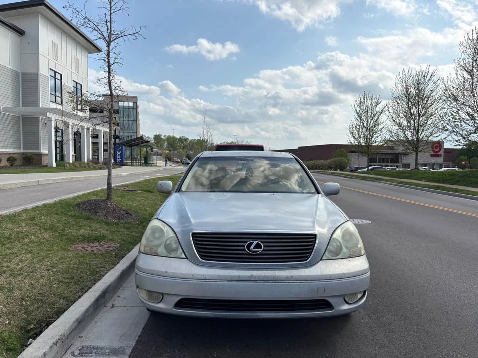 2003 Lexus LS 3rd Gen - Image 2 of 13