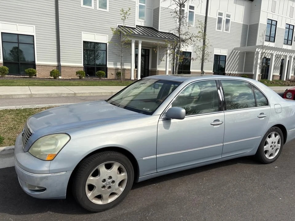 2003 Lexus LS 3rd Gen - Image 4 of 13