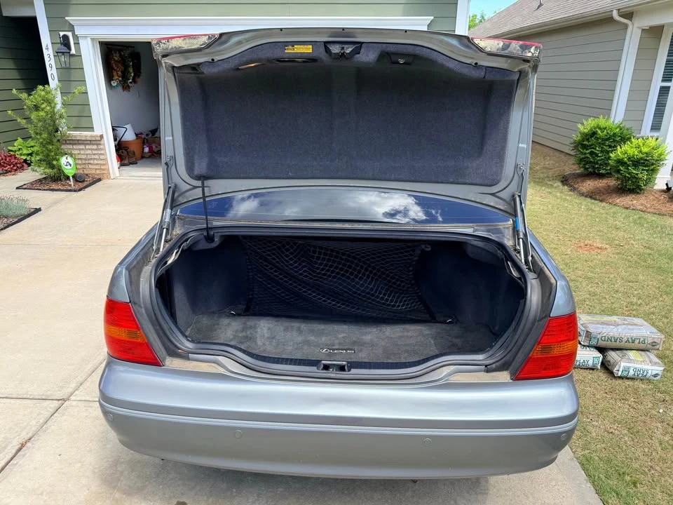 2003 Lexus LS 3rd Gen - Image 6 of 20