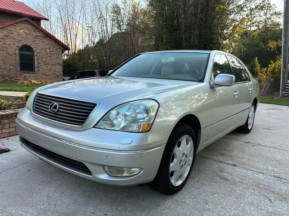 2003 Lexus LS 3rd Gen - Image 14 of 20