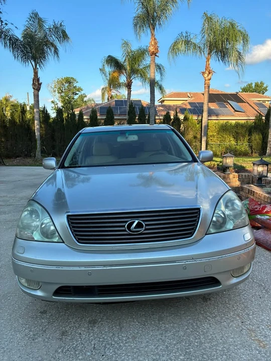 2003 Lexus LS 3rd Gen - Image 3 of 20