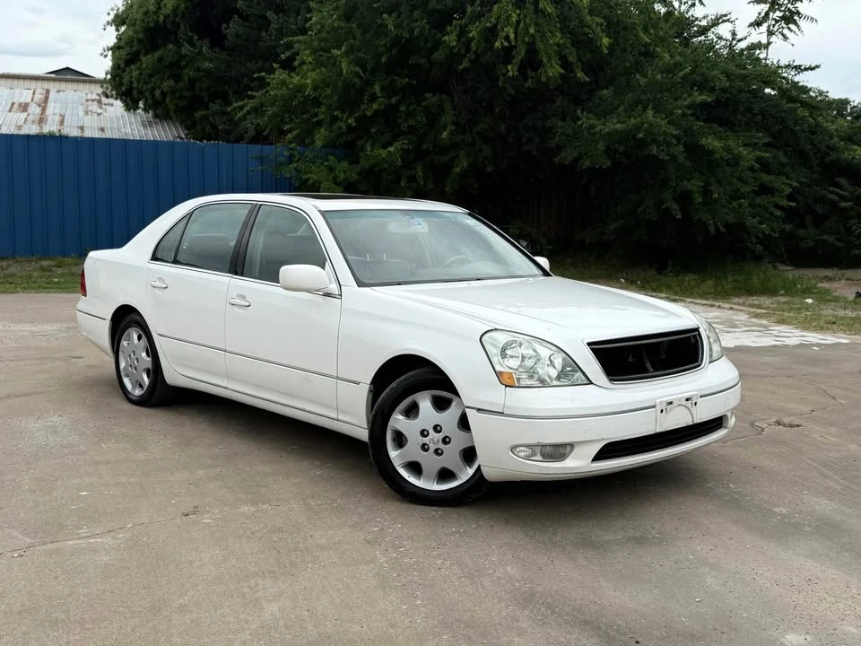 2003 Lexus LS 3rd Gen - Image 2 of 16