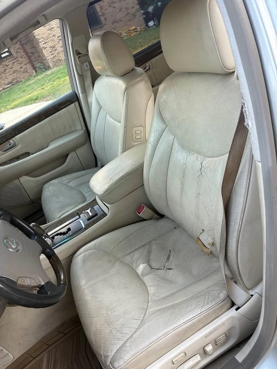 2003 Lexus LS 3rd Gen - Image 17 of 20