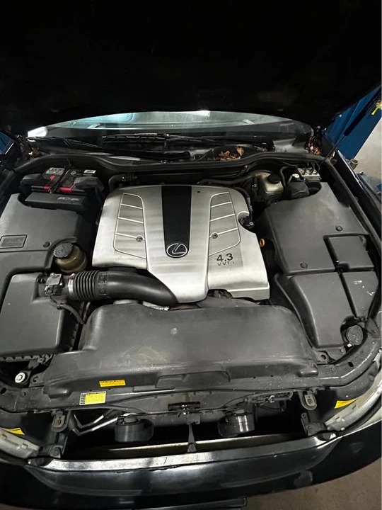 2003 Lexus LS 3rd Gen - Image 15 of 17
