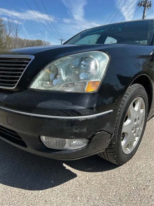 2003 Lexus LS 3rd Gen - Image 9 of 17
