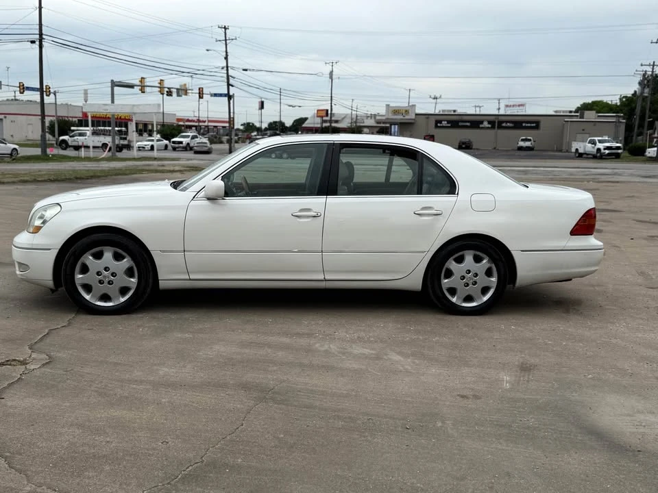 2003 Lexus LS 3rd Gen - Image 3 of 14