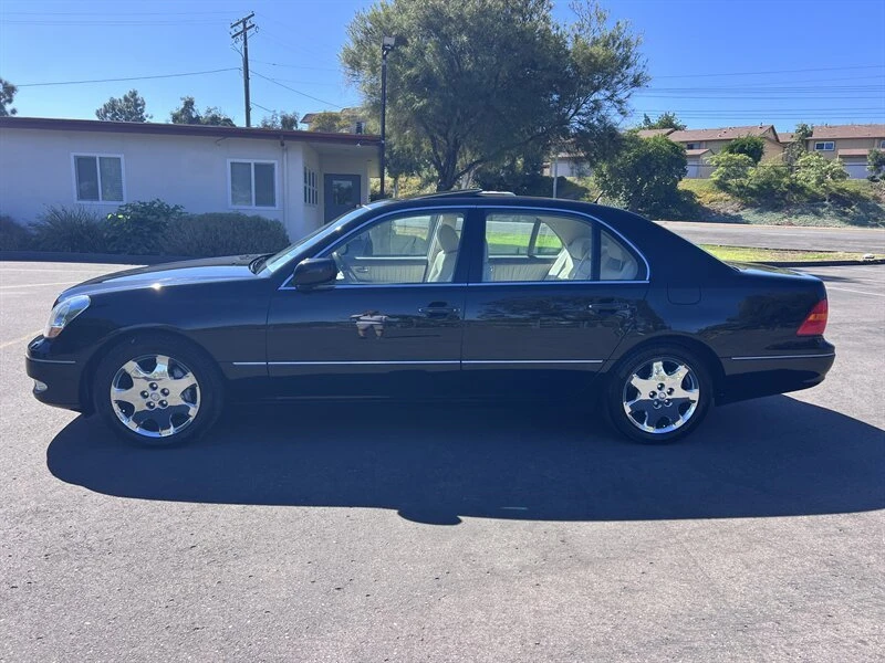 2003 Lexus LS 3rd Gen - Image 2 of 20
