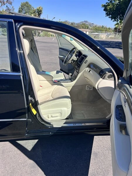 2003 Lexus LS 3rd Gen - Image 14 of 20