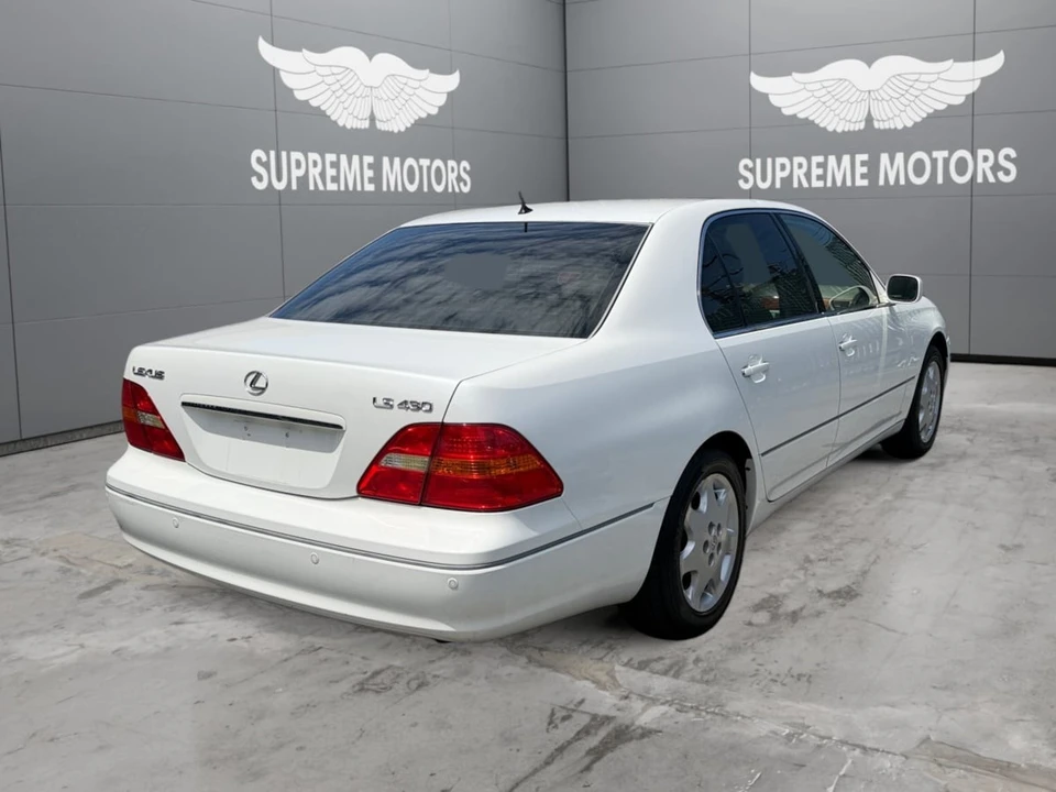 2003 Lexus LS 3rd Gen - Image 5 of 20